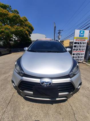 HYUNDAI HB20X 1.6 16V STYLE FLEX 4P MANUAL HYUNDAI HB20X 1.6 16V STYLE FLEX 4P MANUAL